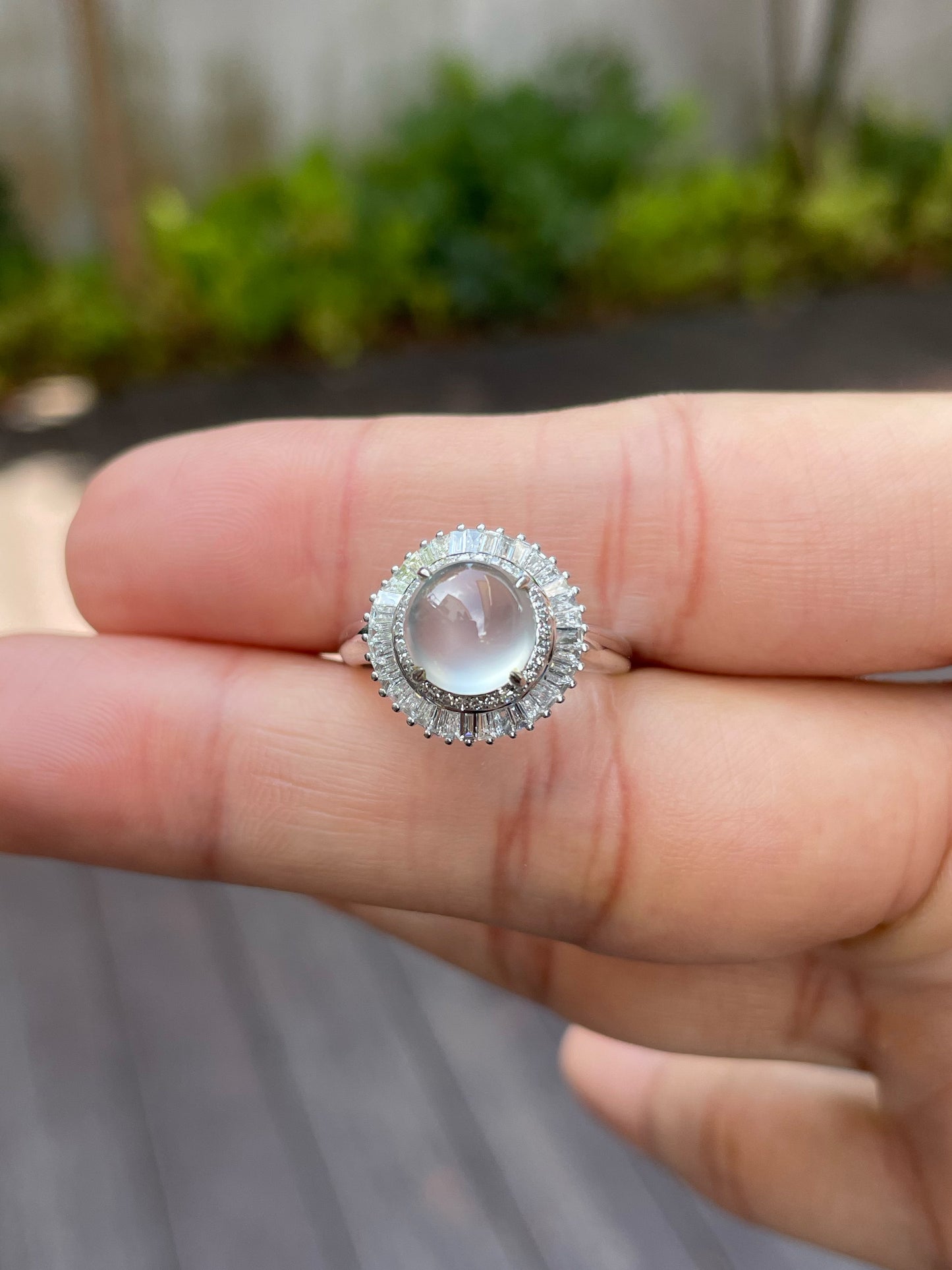 Glassy Jade Cabochon Ring (NJR128)