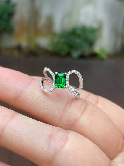 Tsavorite Ring - 1.1CT (NJR158)