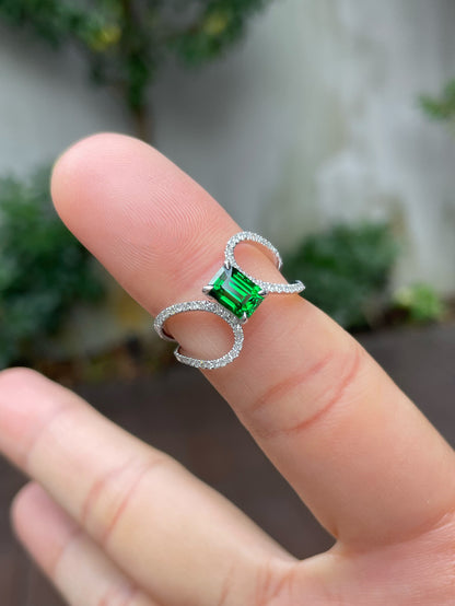 Tsavorite Ring - 1.1CT (NJR158)