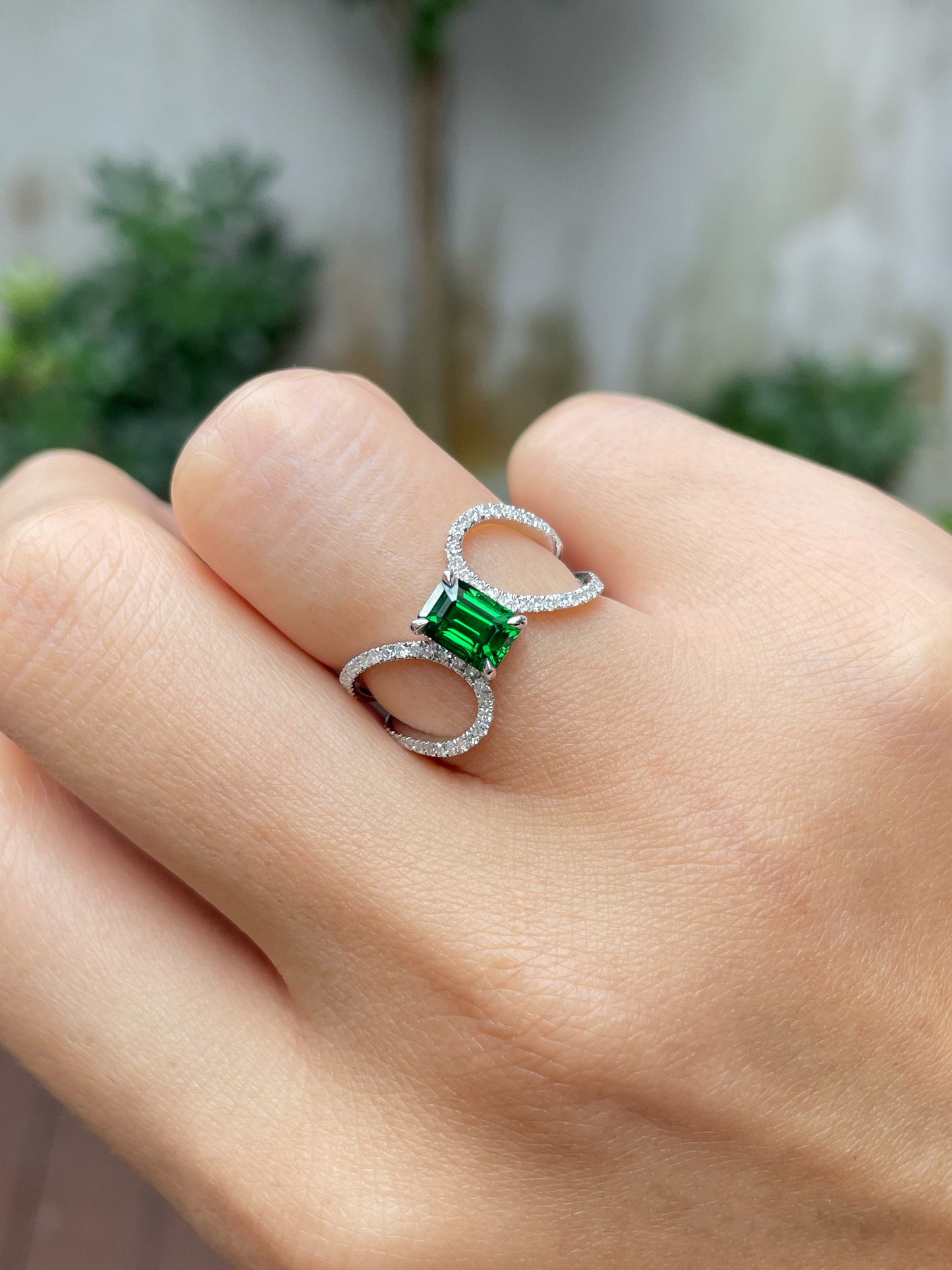 Tsavorite Ring - 1.1CT (NJR158)